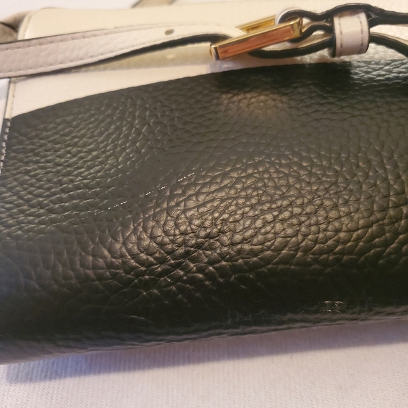 TORY BURCH Perry White Deep Blue Black Colorblock Pebbled Leather Crossbody Bag - Picture 9 of 14